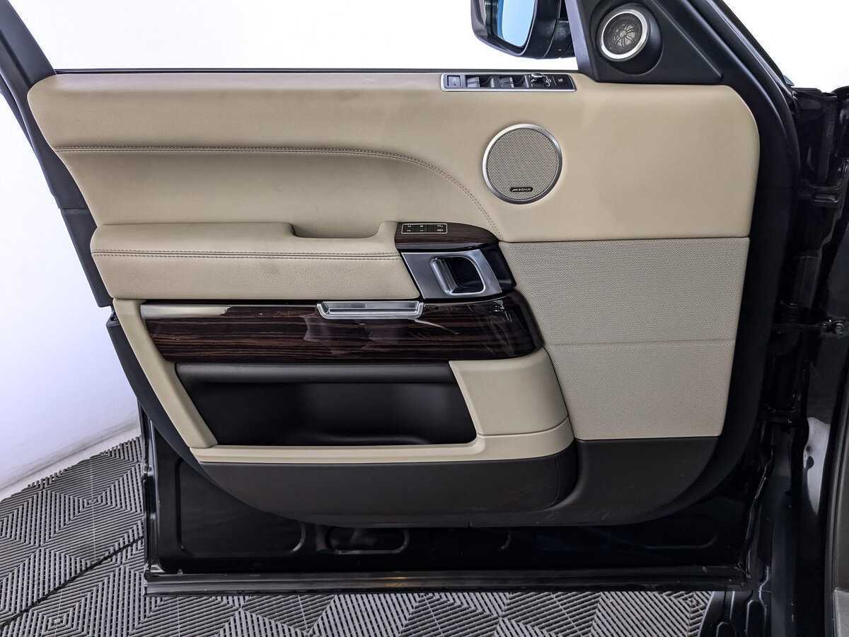 Купить Land Rover Range Rover с пробегом. Фото: #14