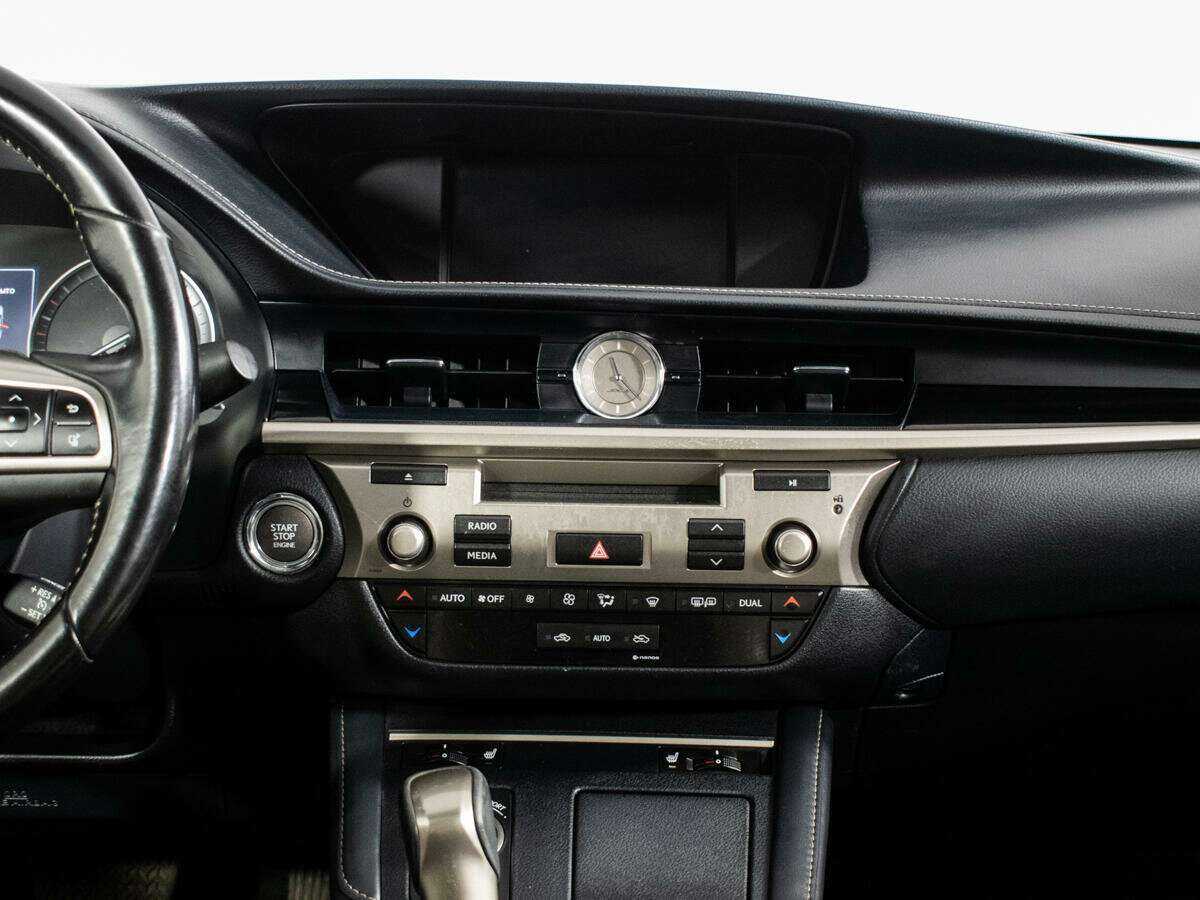 Купить Lexus ES с пробегом. Фото: #8