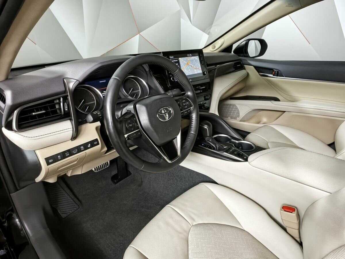 Купить Toyota Camry с пробегом. Фото: #13