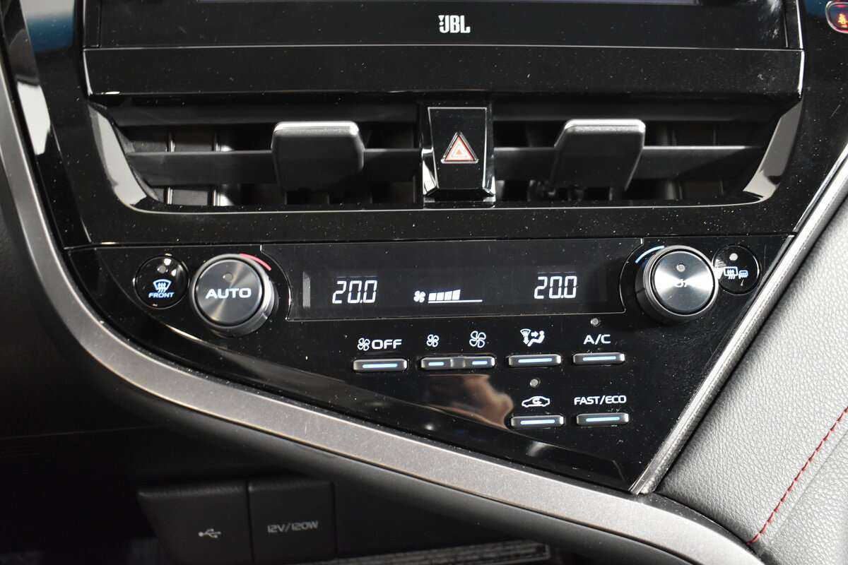 Купить Toyota Camry с пробегом. Фото: #16