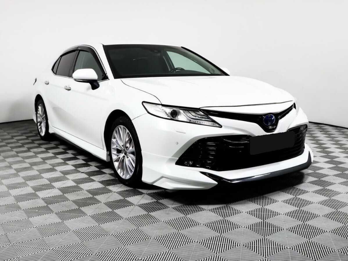 Купить Toyota Camry с пробегом. Фото: #2