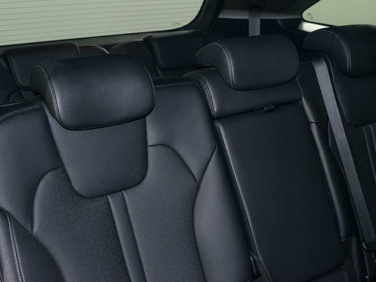 Купить Kia Sorento с пробегом. Фото: #11
