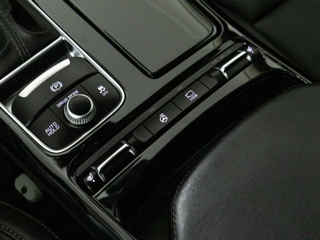 Купить Kia Stinger с пробегом. Фото: #17