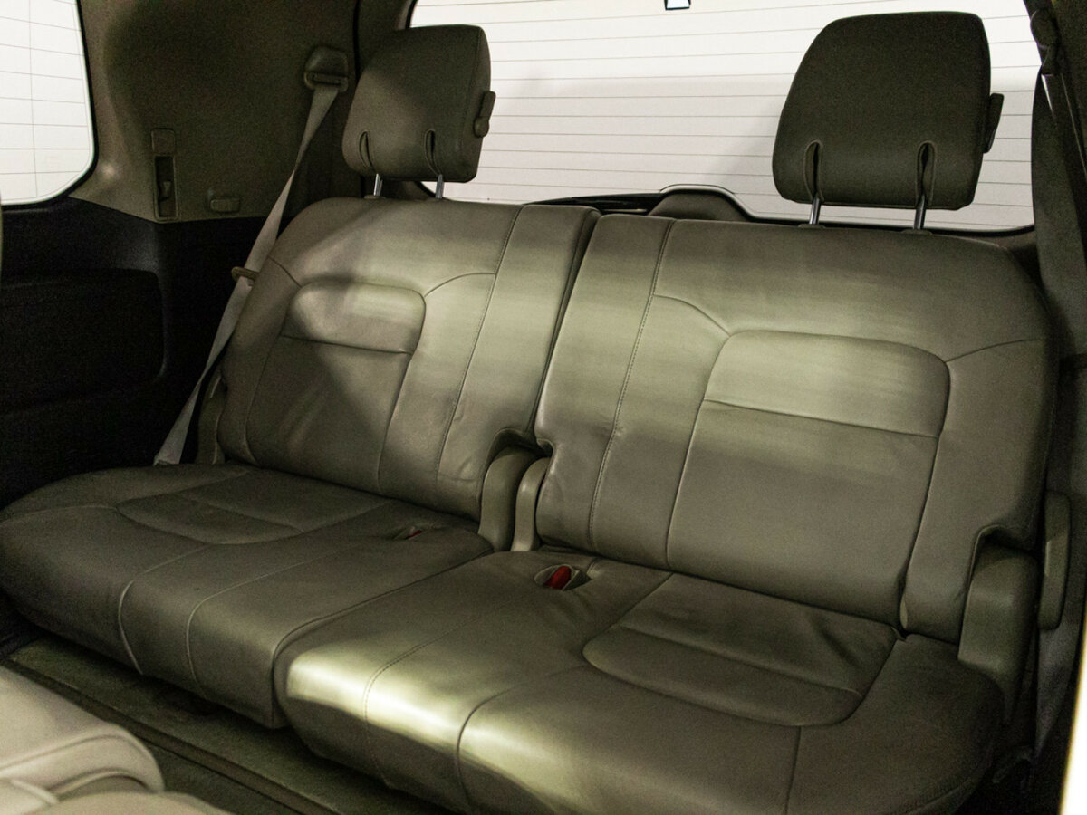 Купить Toyota Land Cruiser с пробегом. Фото: #18