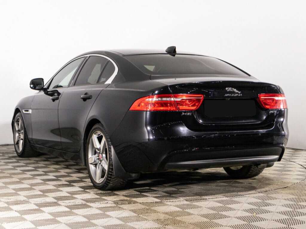 Купить Jaguar XE с пробегом. Фото: #6