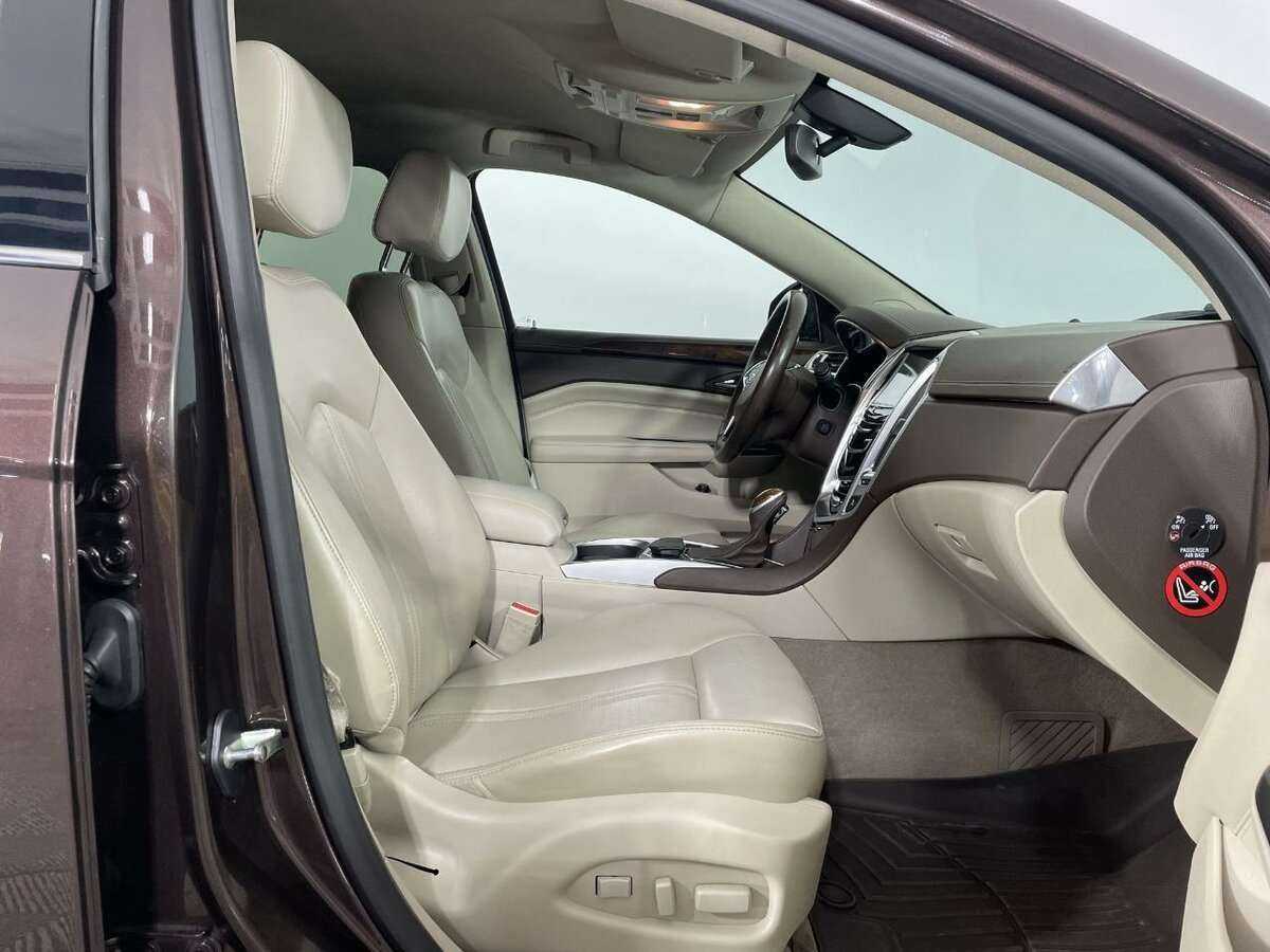 Купить Cadillac SRX с пробегом. Фото: #13