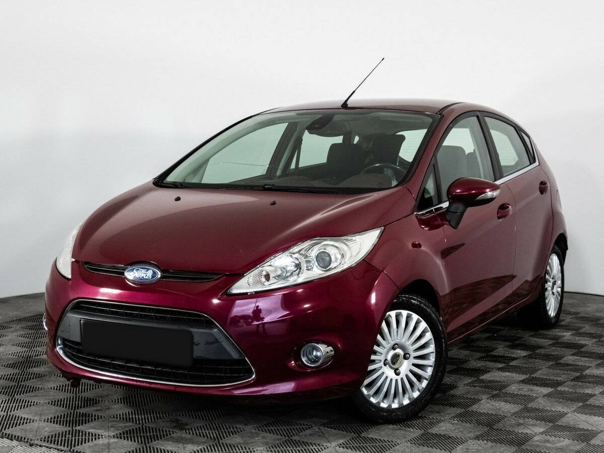 Купить Ford Fiesta с пробегом. Посмотреть фото