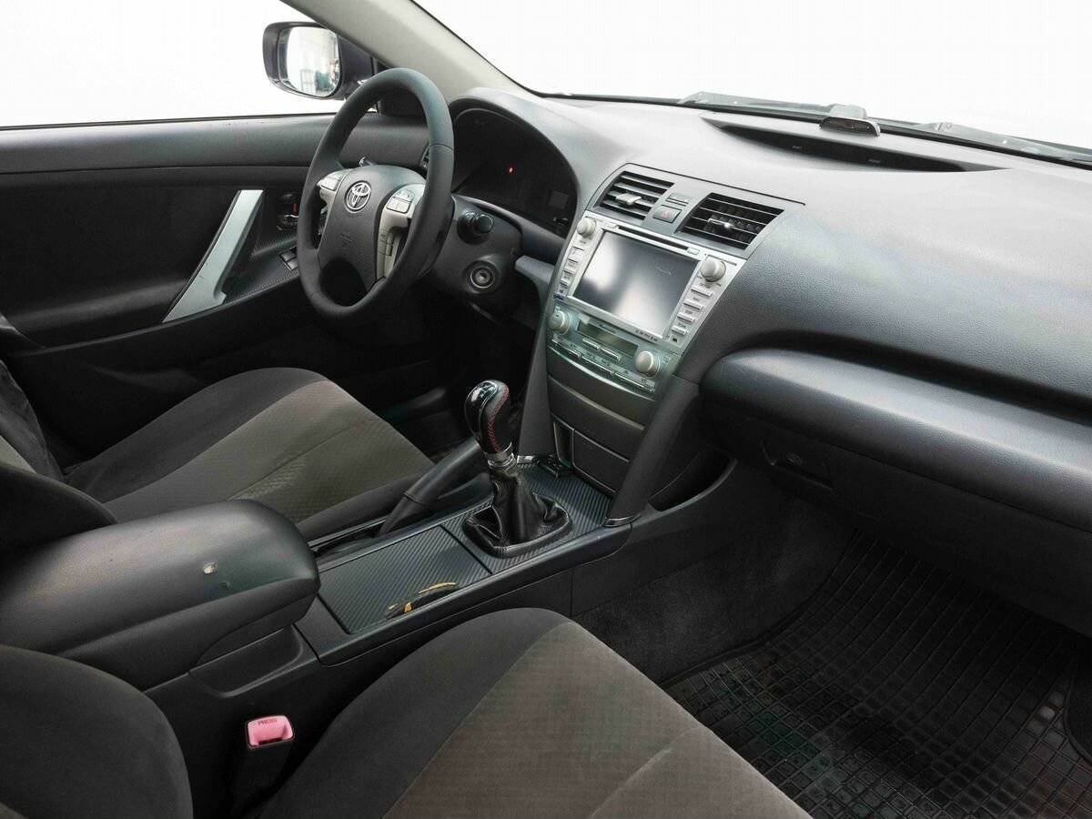 Купить Toyota Camry с пробегом. Фото: #10