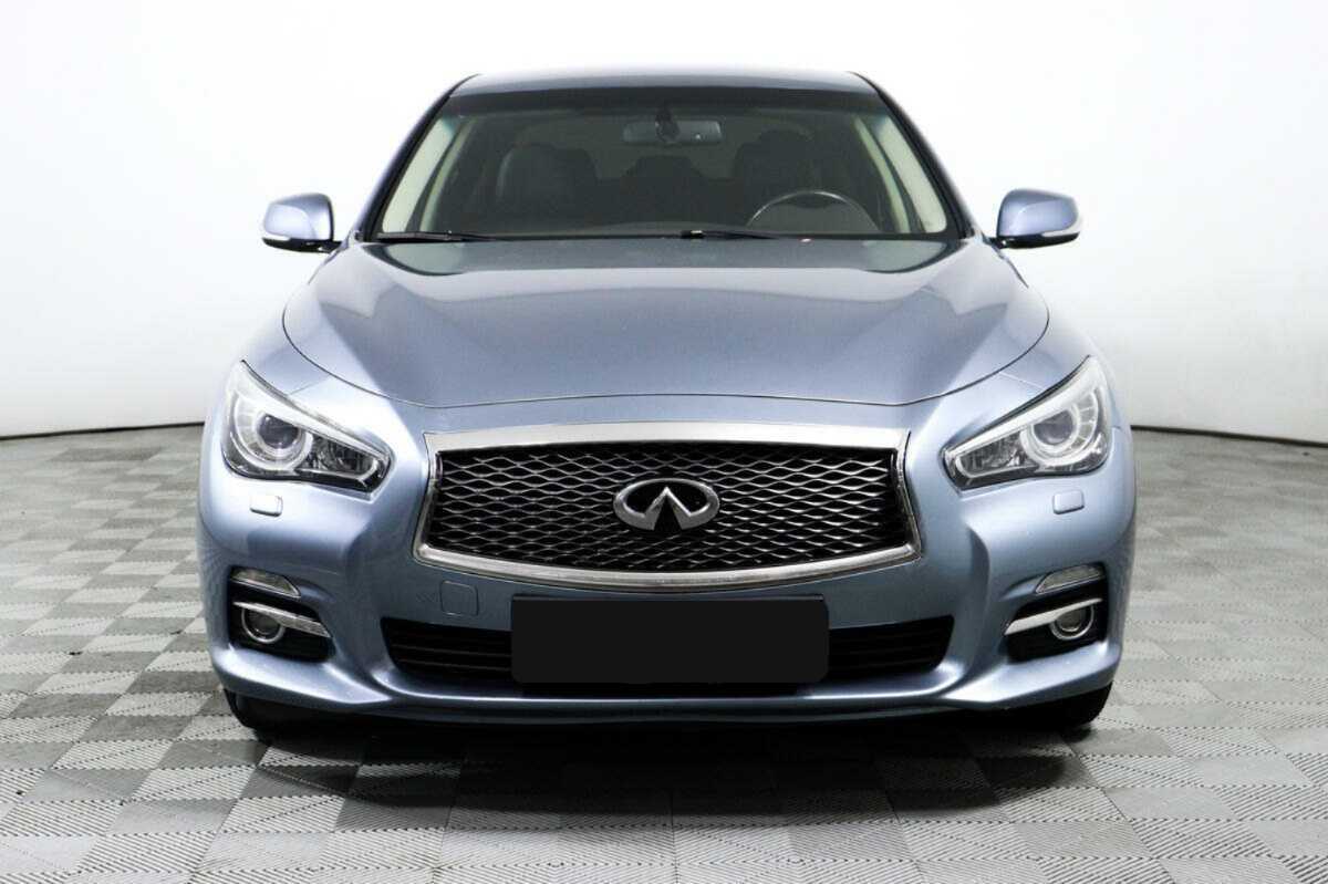 Купить Infiniti Q50 с пробегом. Фото: #1