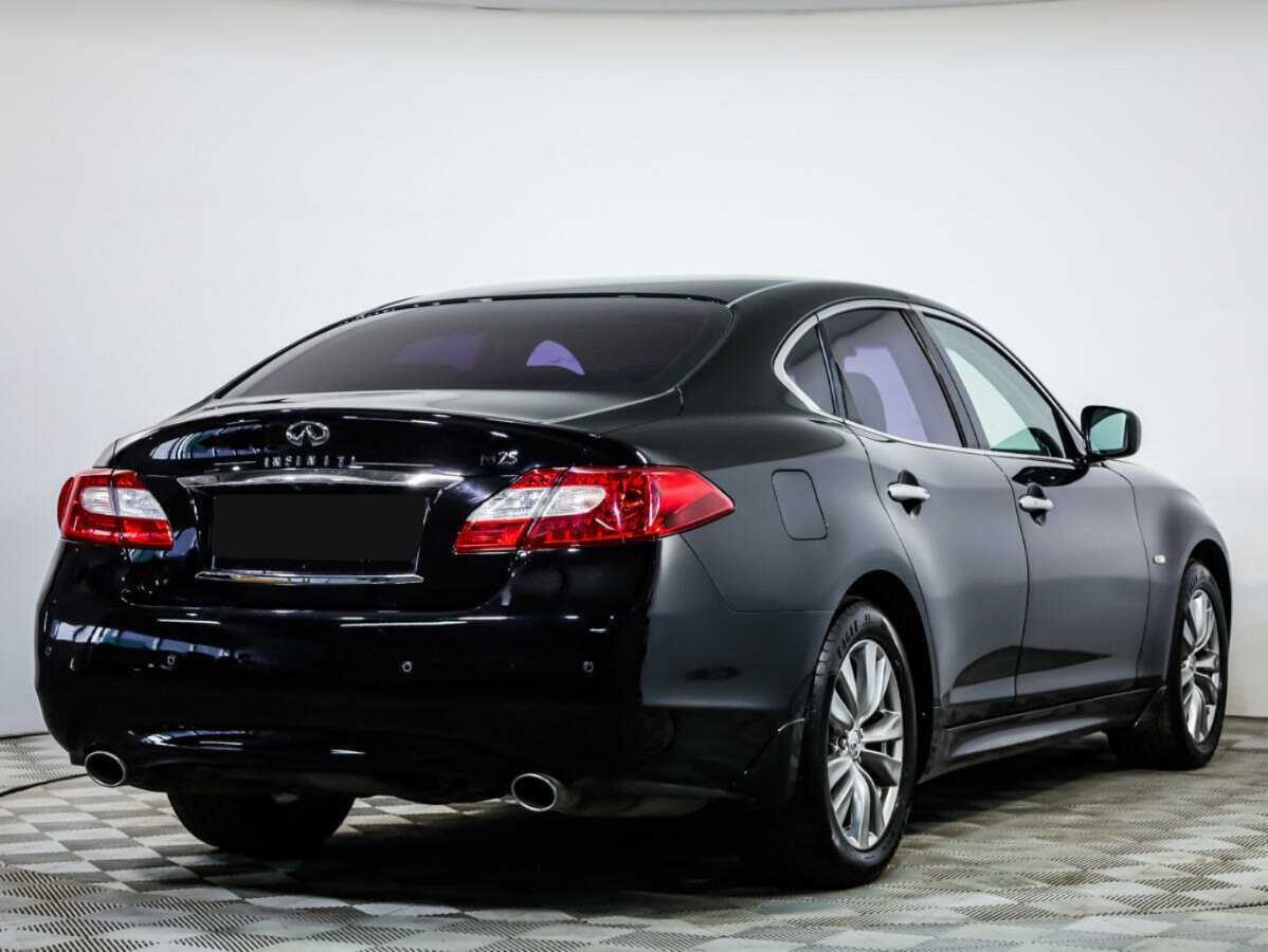 Купить Infiniti M с пробегом. Фото: #3