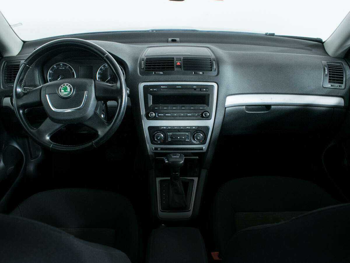 Купить Skoda Octavia с пробегом. Фото: #11