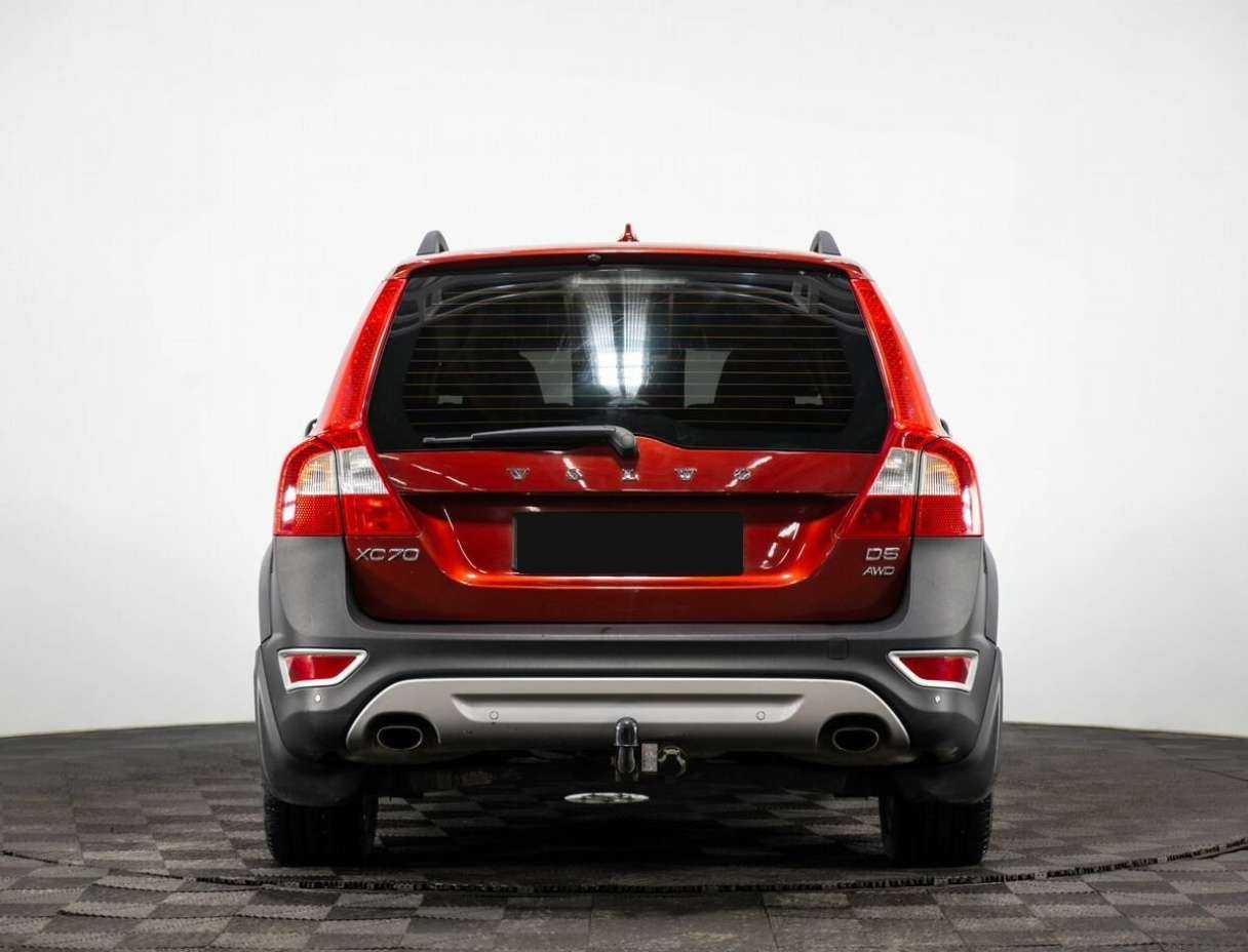 Купить Volvo XC70 с пробегом. Фото: #4
