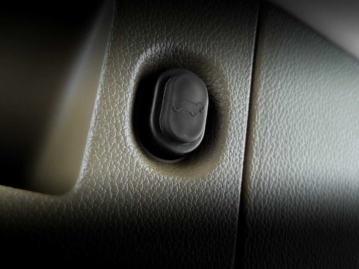 Купить Cadillac Escalade с пробегом. Фото: #8