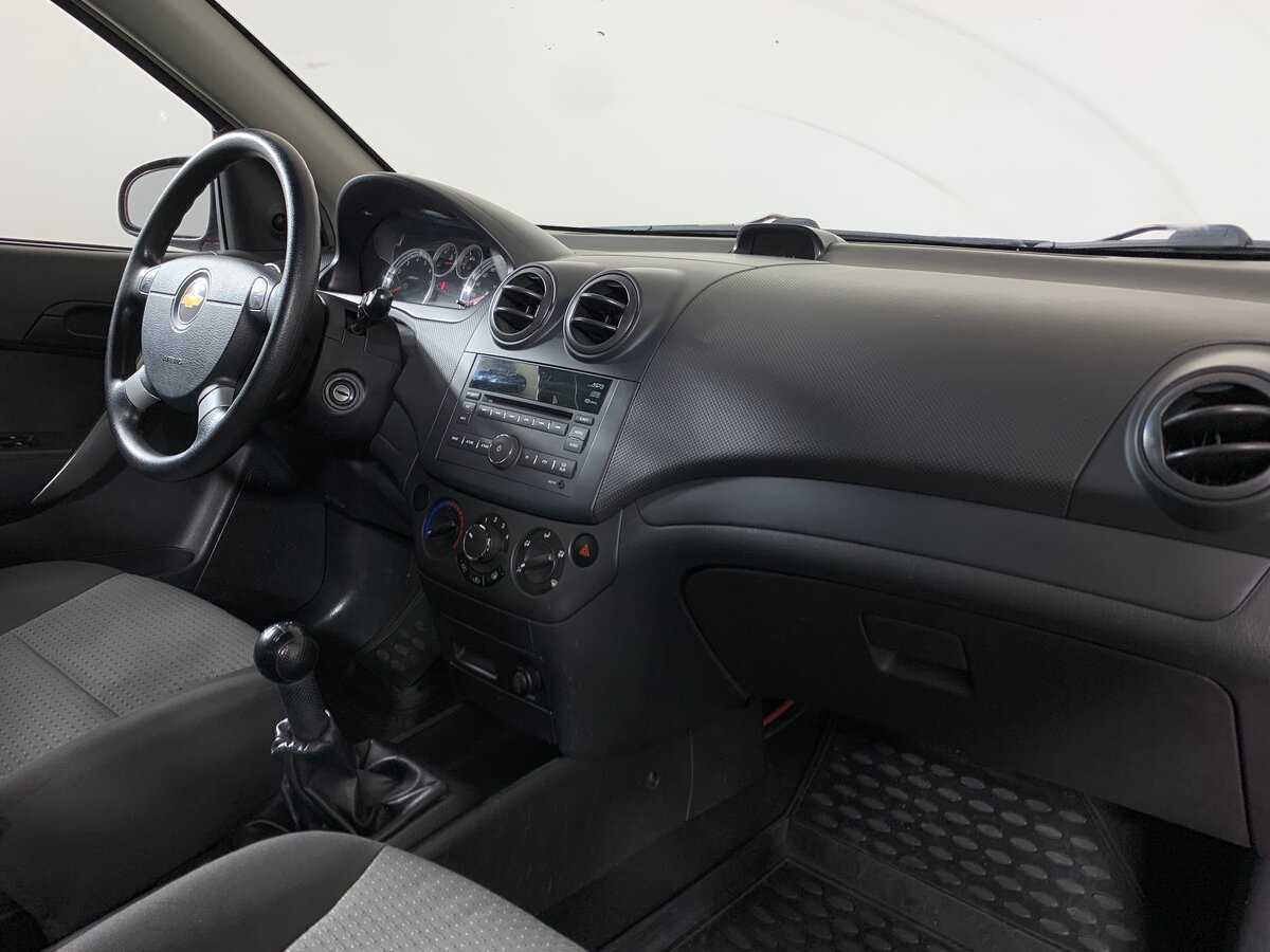Купить Chevrolet Aveo с пробегом. Фото: #12