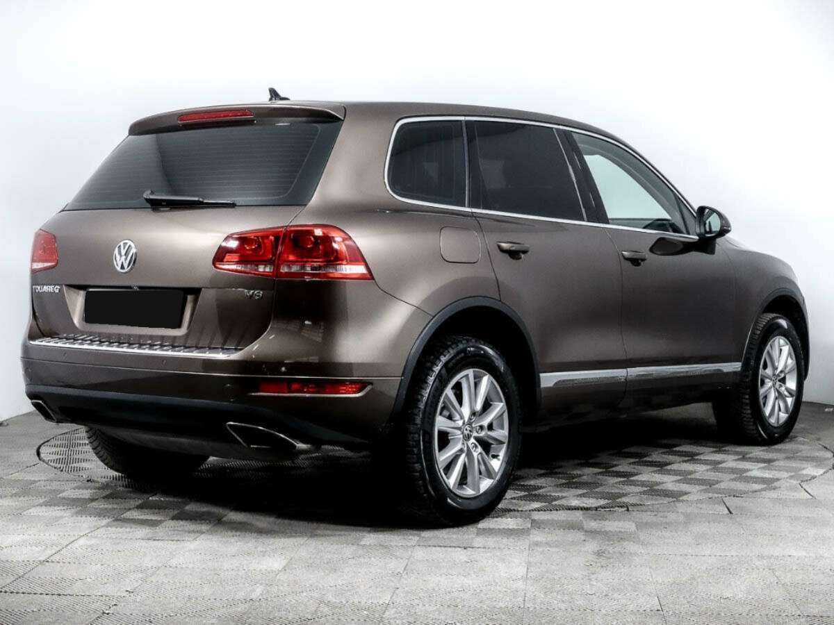 Купить Volkswagen Touareg с пробегом. Фото: #2