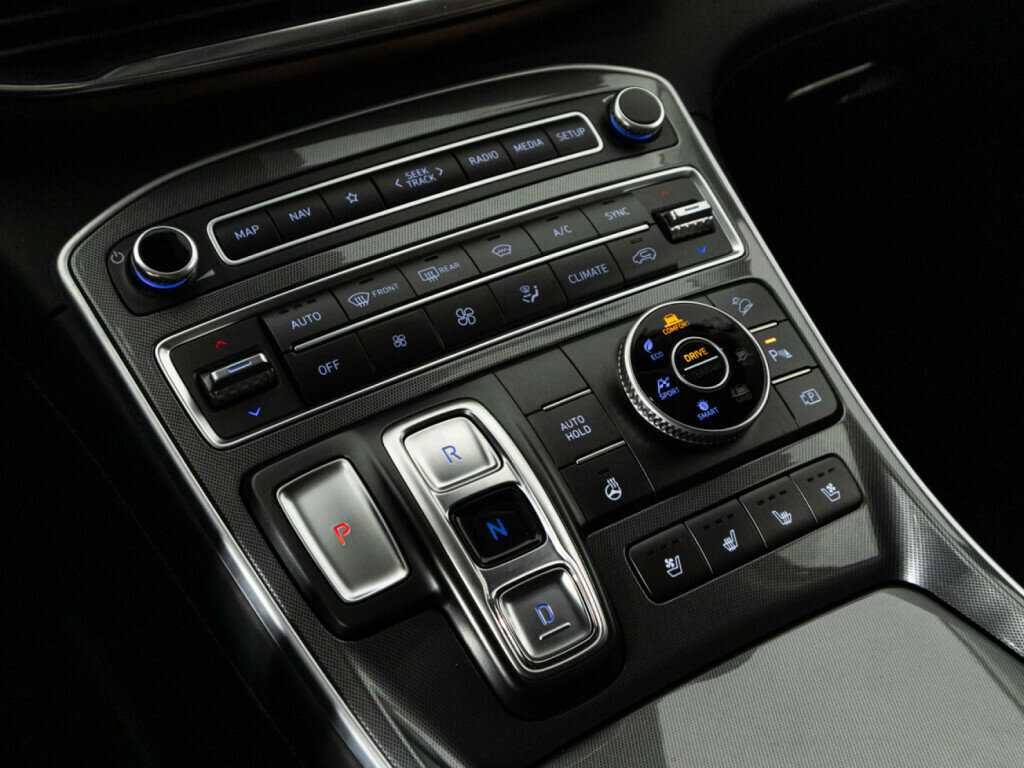 Купить Hyundai Santa Fe с пробегом. Фото: #17