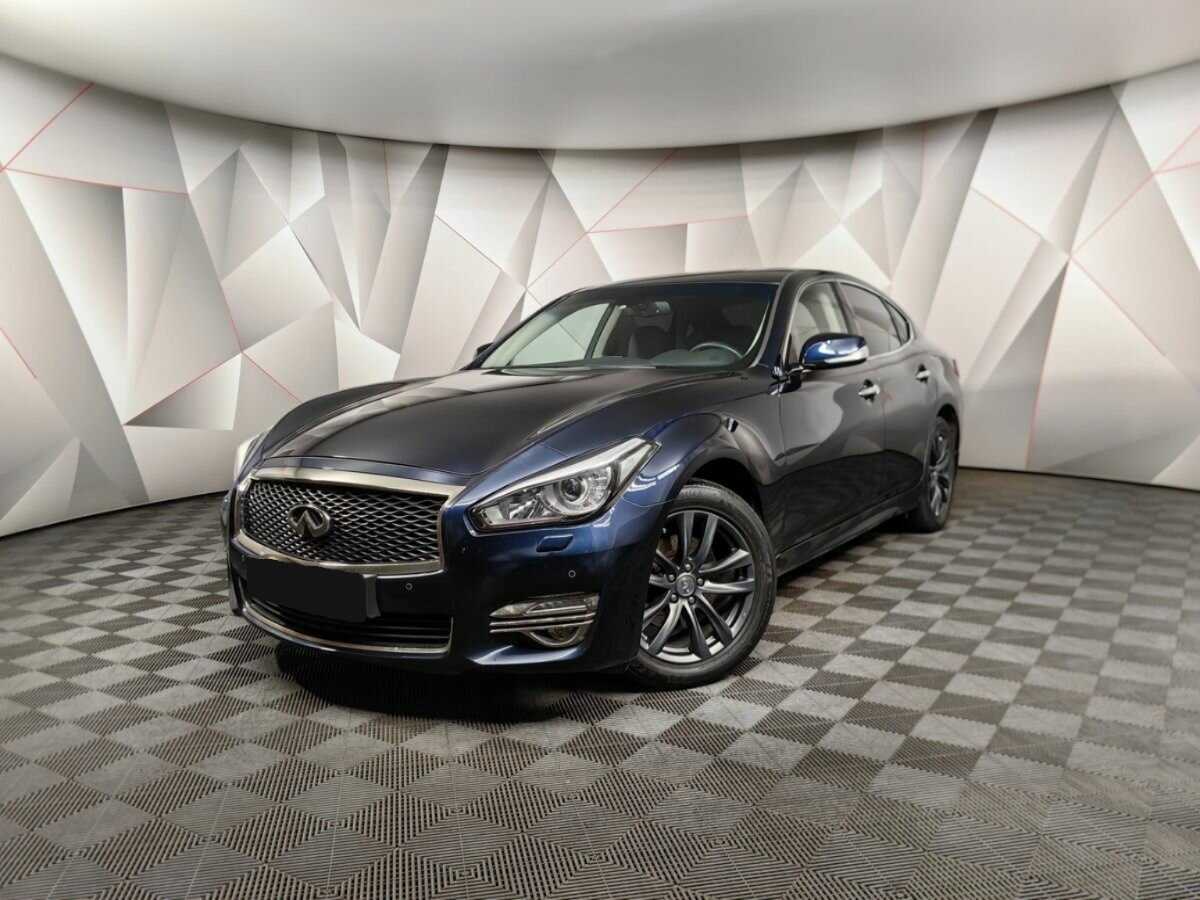 Купить Infiniti Q70 с пробегом. Фото: #0