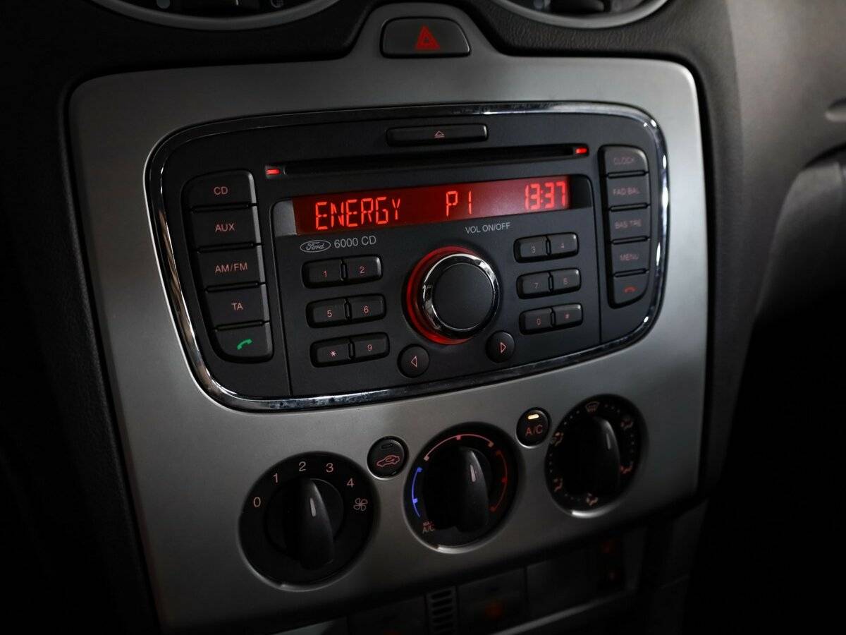 Купить Ford Focus с пробегом. Фото: #13