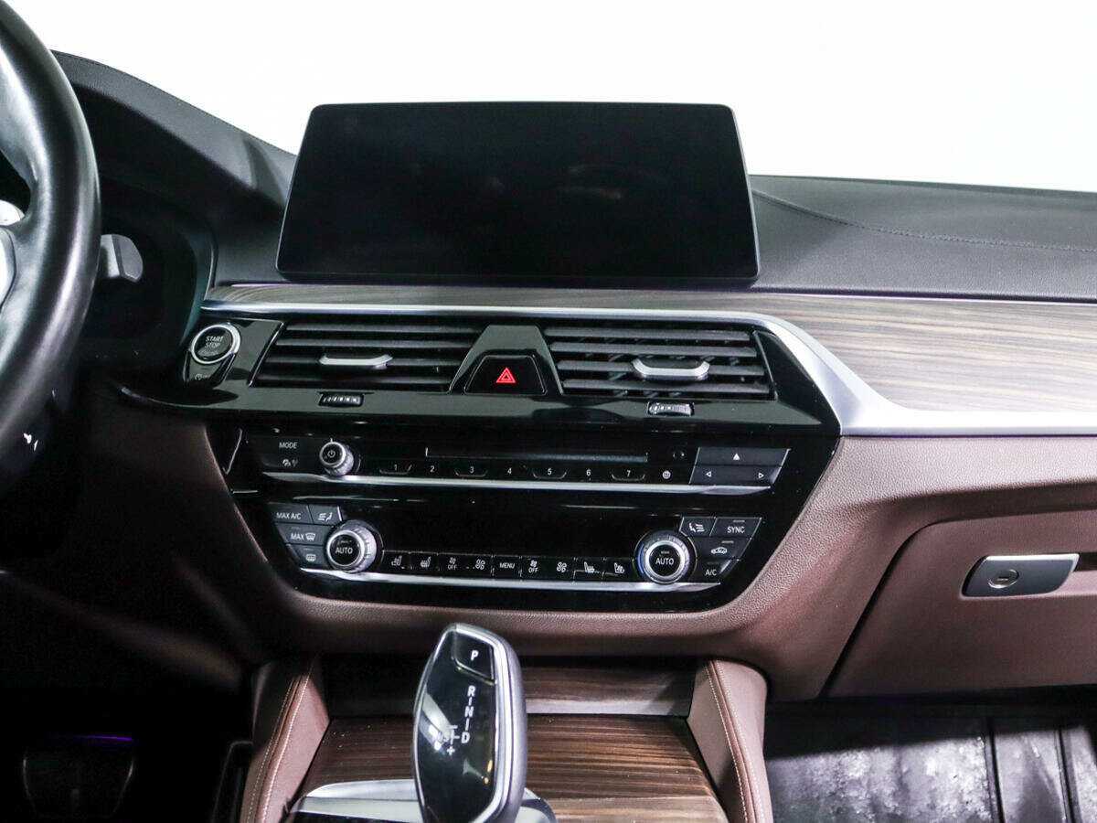 Купить BMW 5 серии с пробегом. Фото: #12
