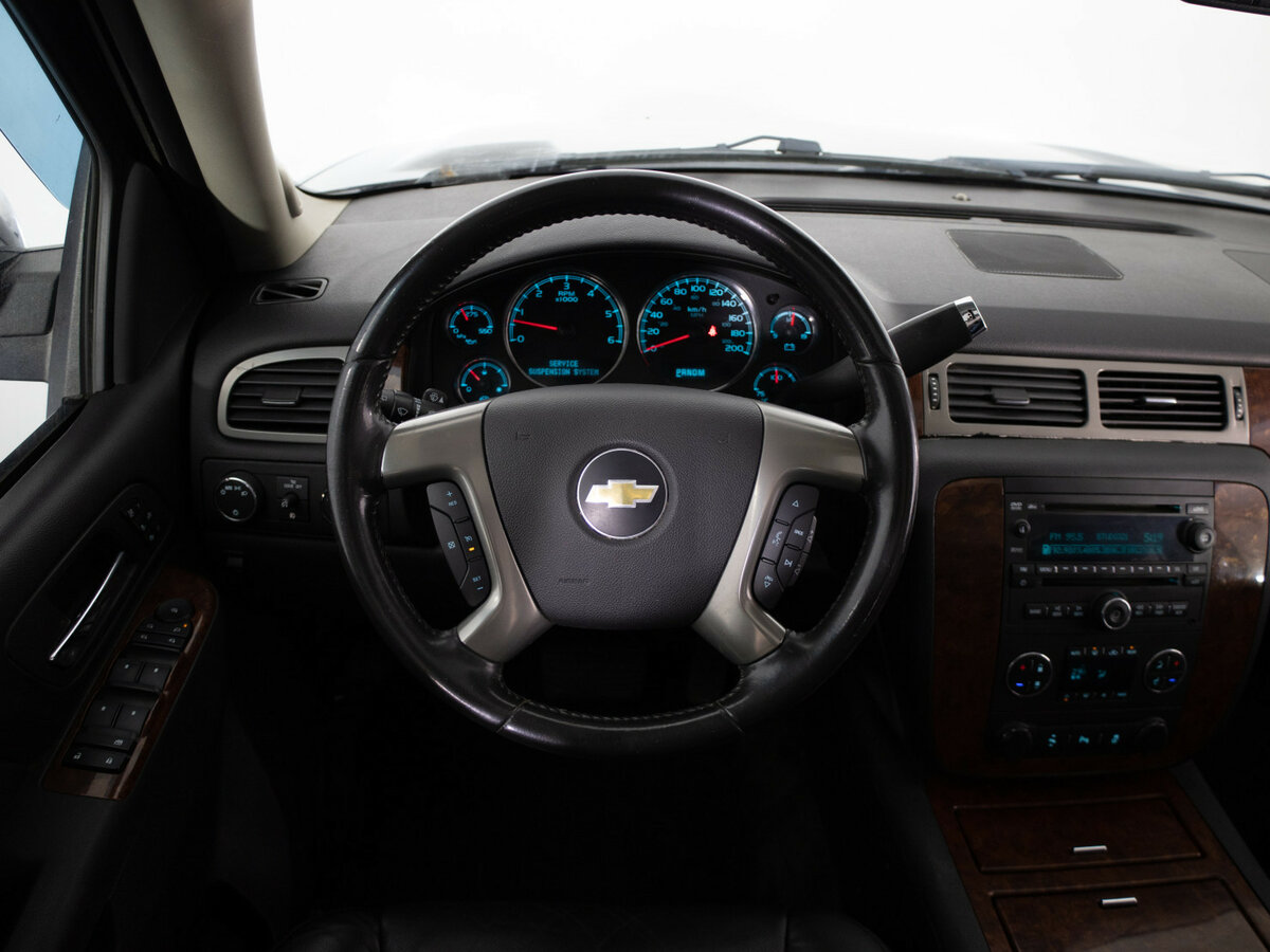 Купить Chevrolet Tahoe с пробегом. Фото: #9