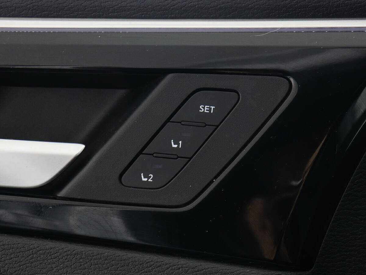 Купить Mitsubishi Outlander с пробегом. Фото: #16