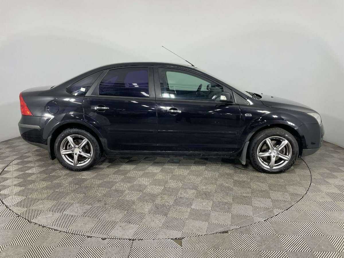 Купить Ford Focus с пробегом. Фото: #3