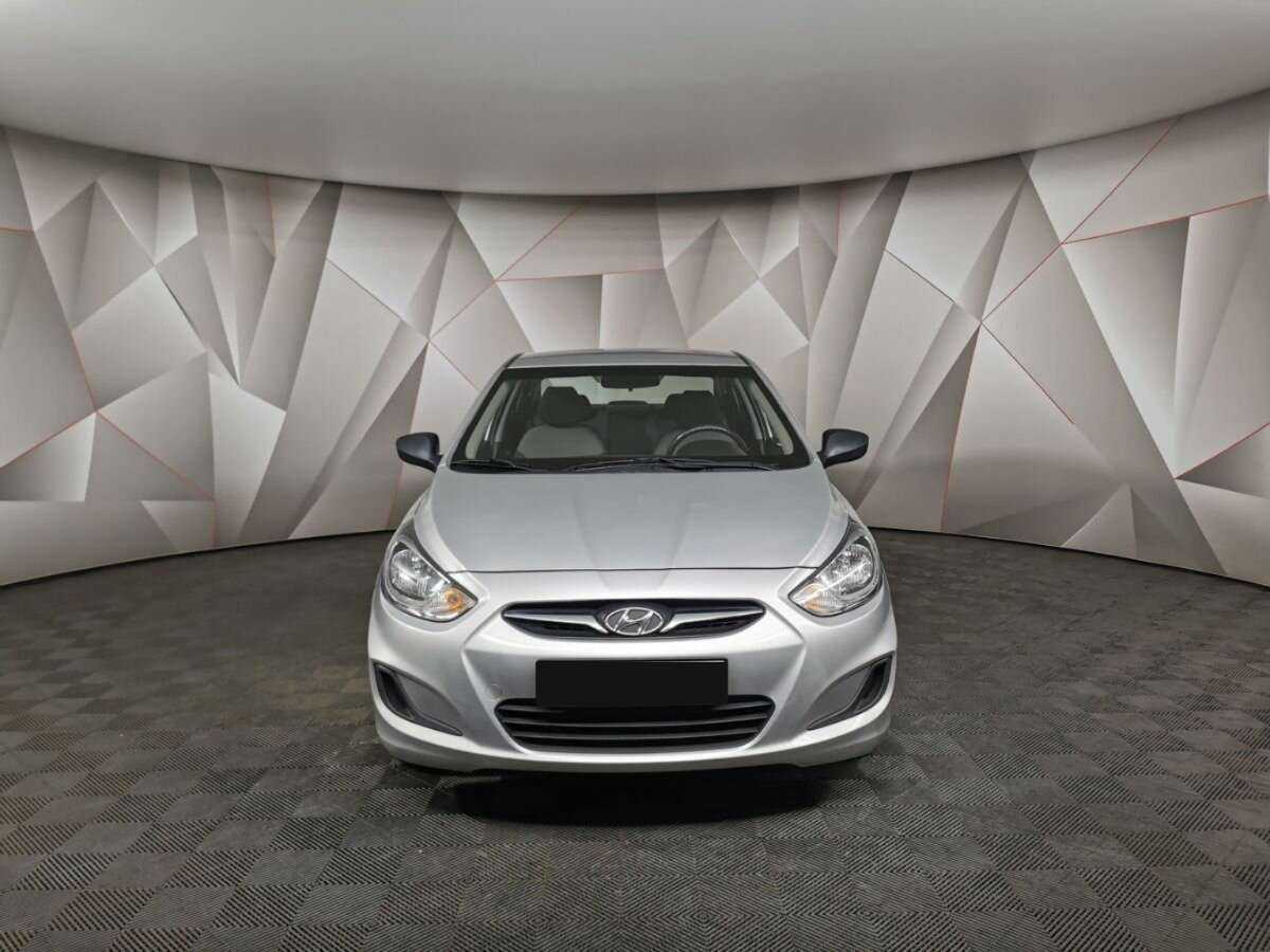 Купить Hyundai Solaris с пробегом. Фото: #6