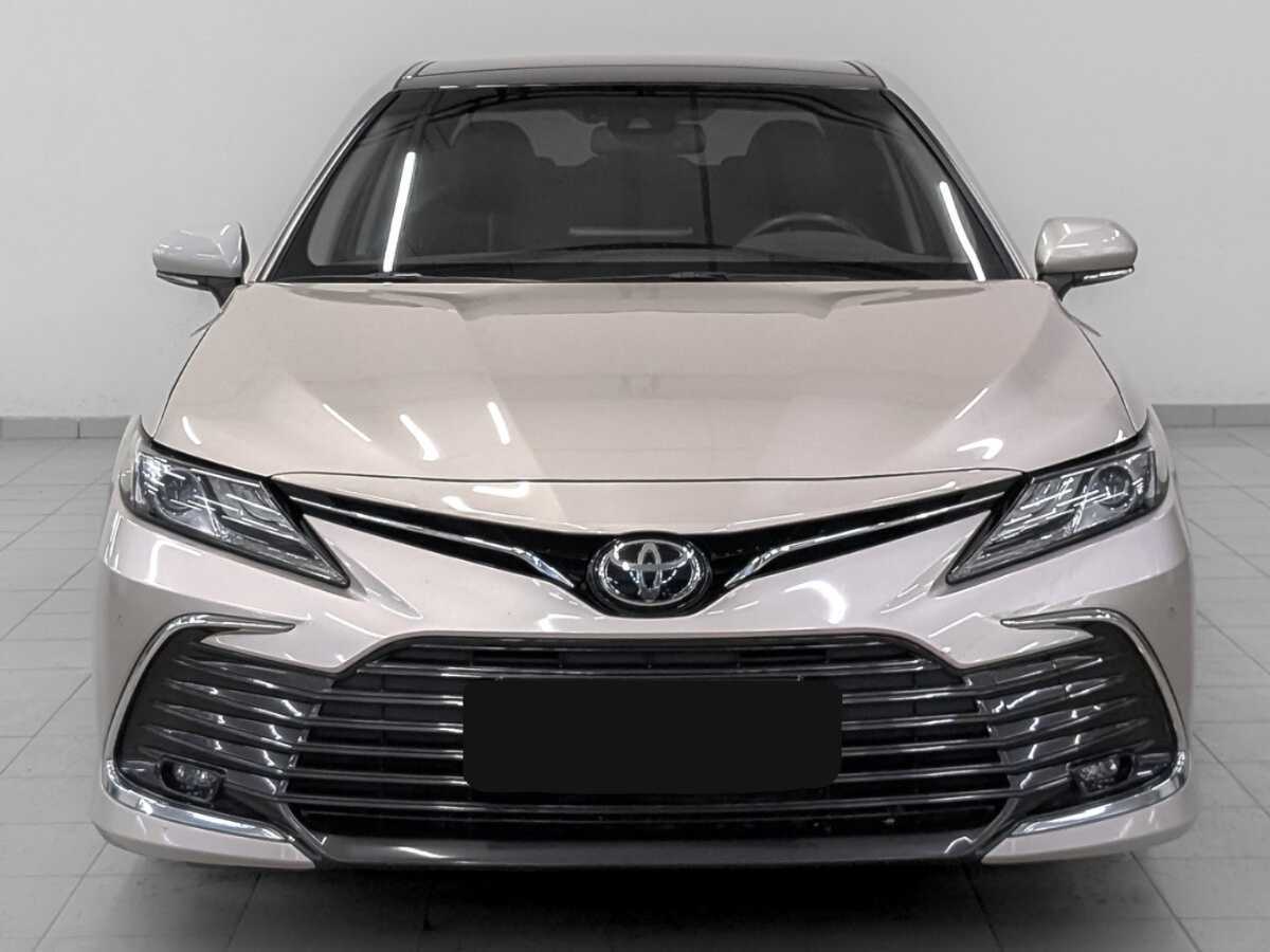Купить Toyota Camry с пробегом. Фото: #1