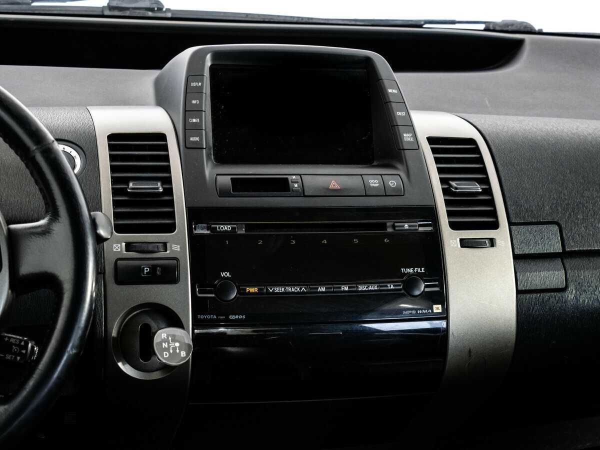 Купить Toyota Prius с пробегом. Фото: #11