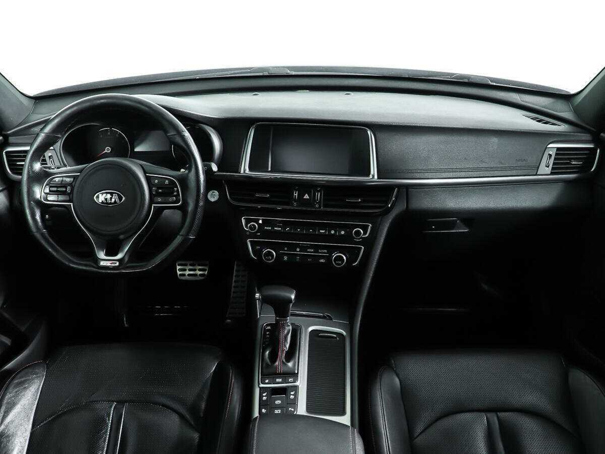 Купить Kia Optima с пробегом. Фото: #9