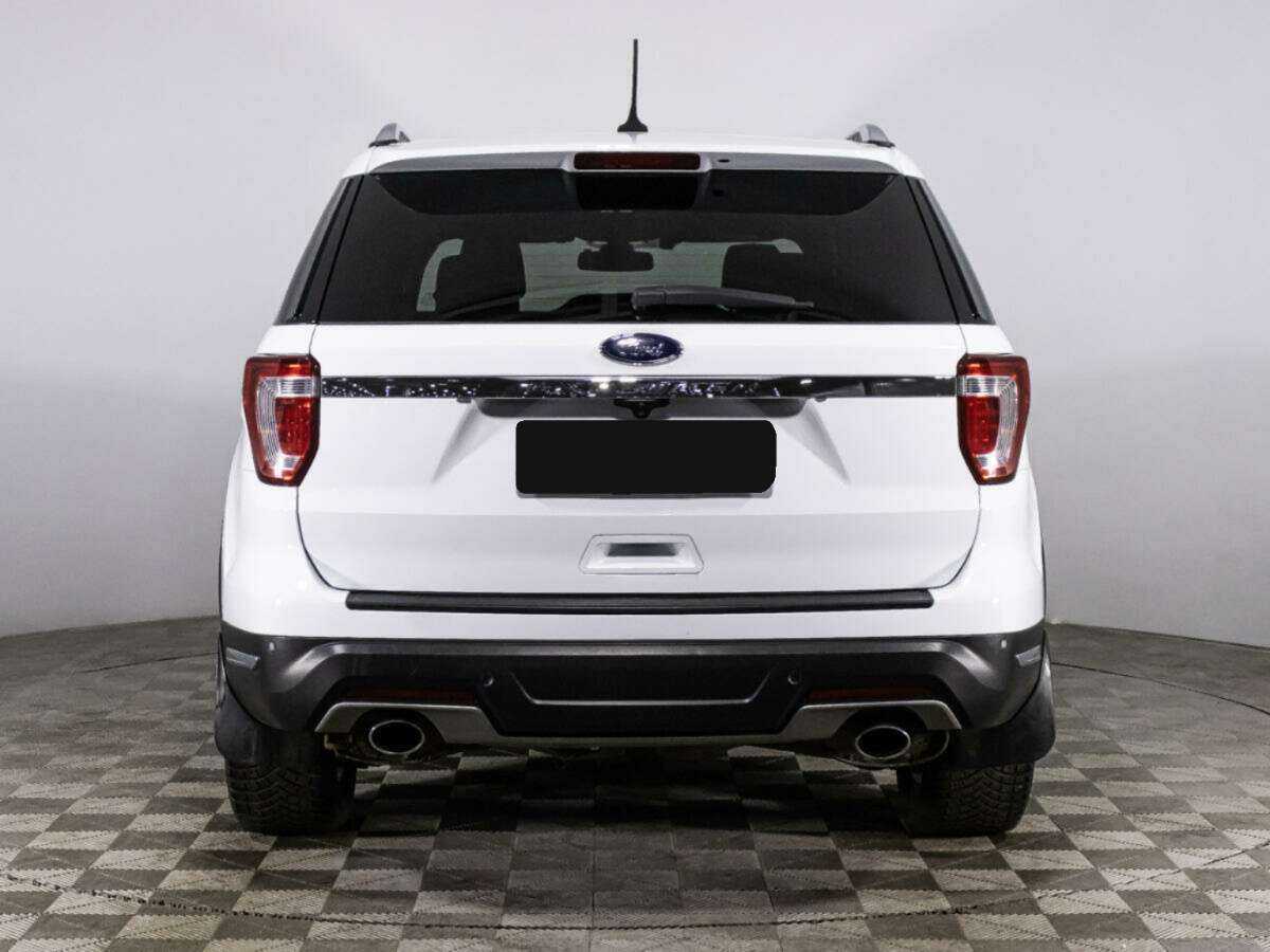 Купить Ford Explorer с пробегом. Фото: #5