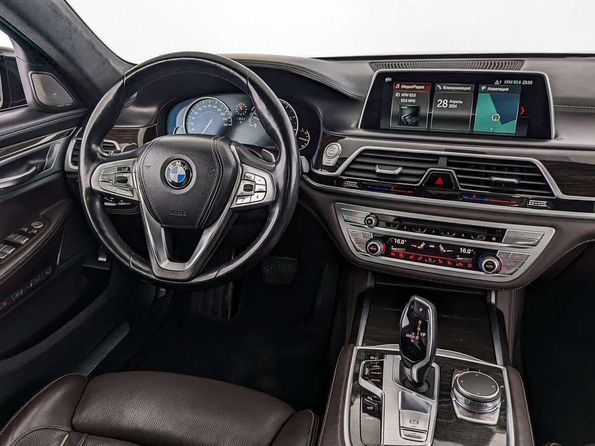 Купить BMW 7 серии с пробегом. Фото: #15