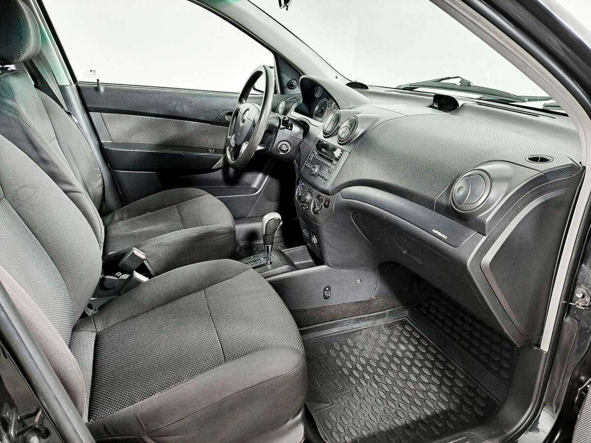 Купить Chevrolet Aveo с пробегом. Фото: #8