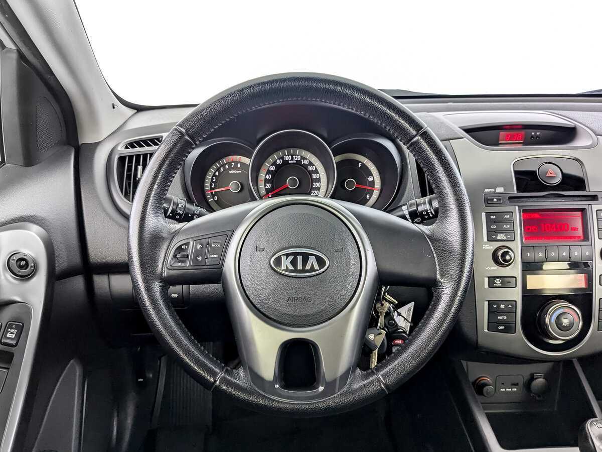 Купить Kia Cerato с пробегом. Фото: #16