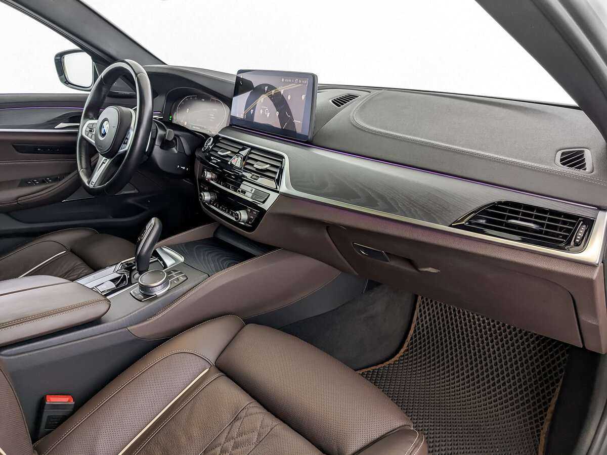Купить BMW 5 серии с пробегом. Фото: #10