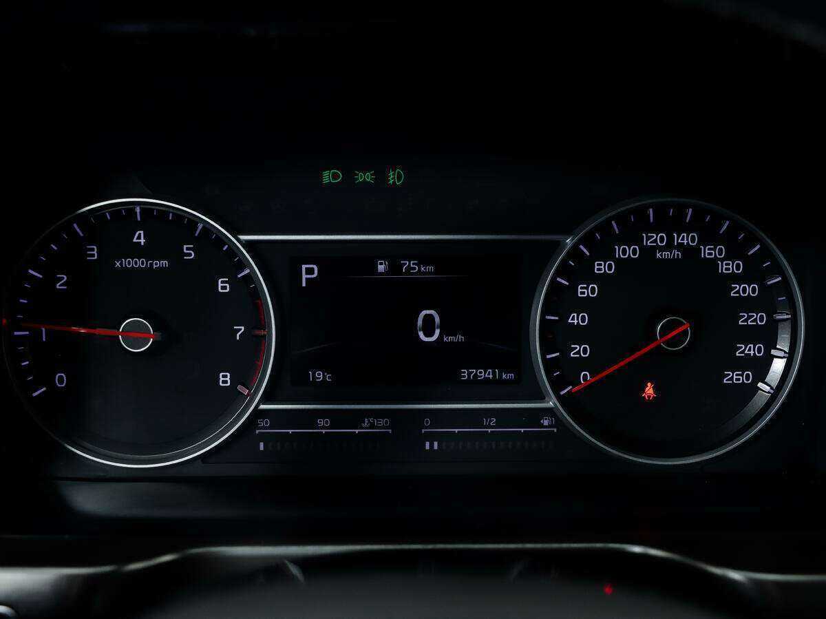 Купить Kia Sorento с пробегом. Фото: #19