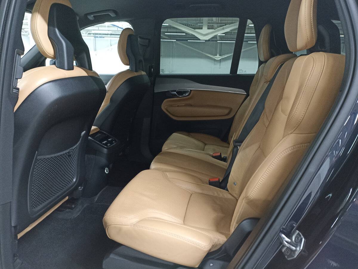 Купить Volvo XC90 с пробегом. Фото: #11