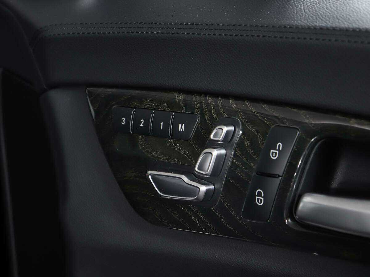 Купить Mercedes-Benz CLS с пробегом. Фото: #16