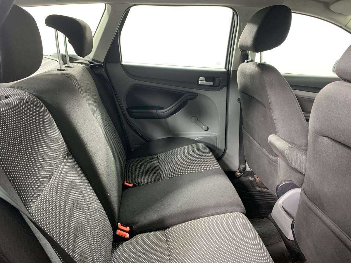 Купить Ford Focus с пробегом. Фото: #14