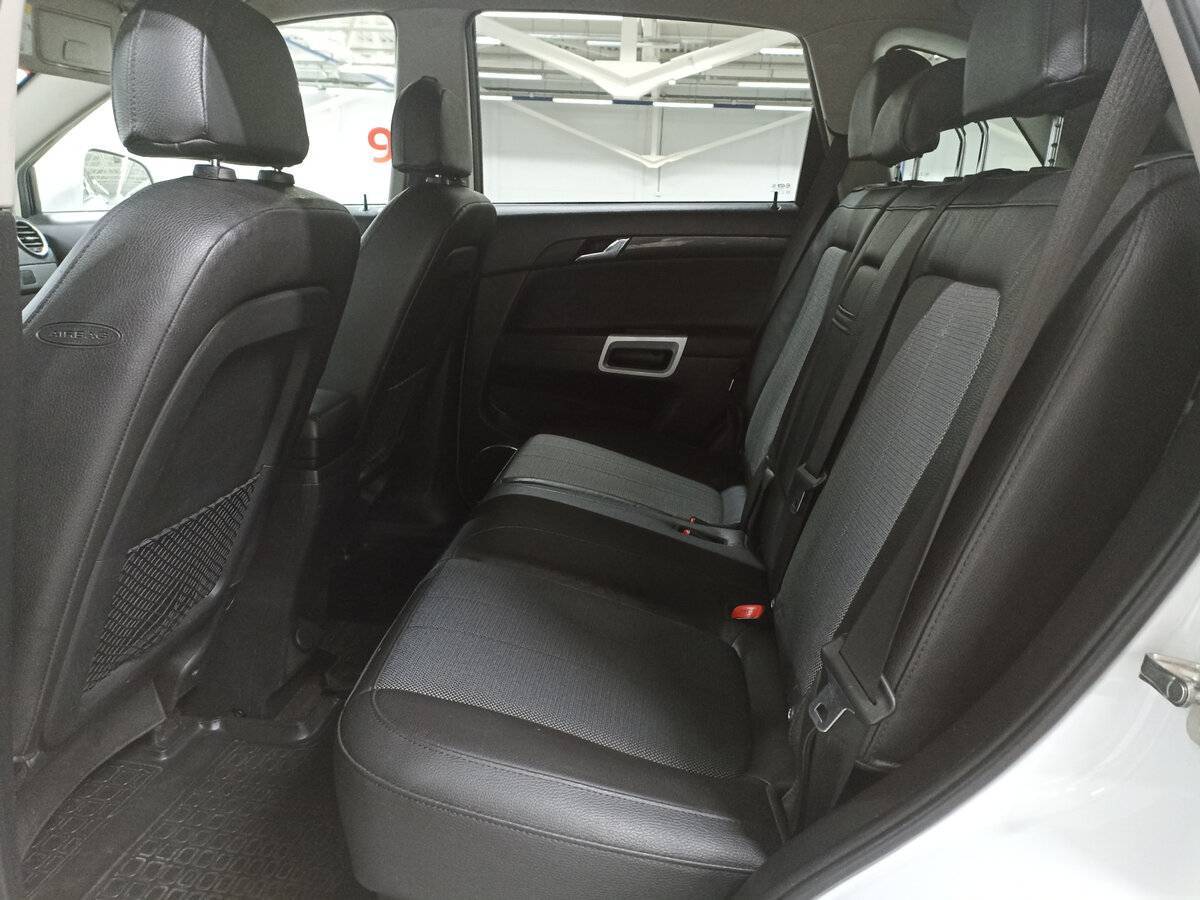 Купить Opel Antara с пробегом. Фото: #11