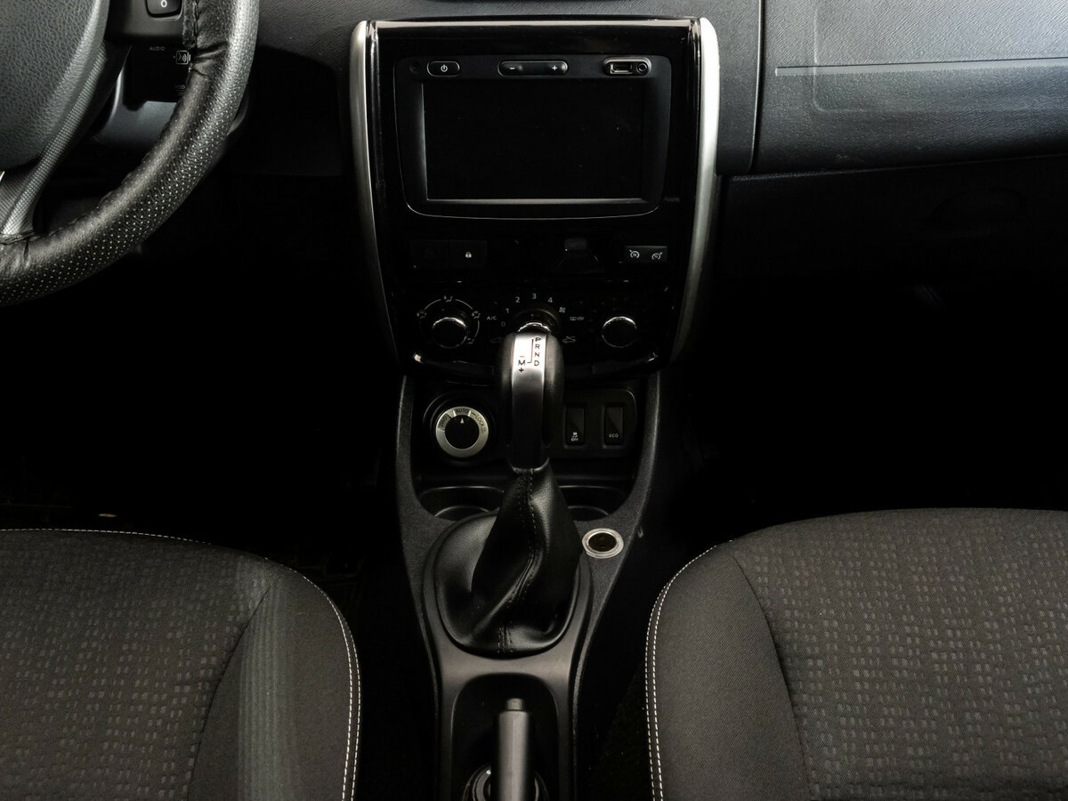 Купить Nissan Terrano с пробегом. Фото: #8