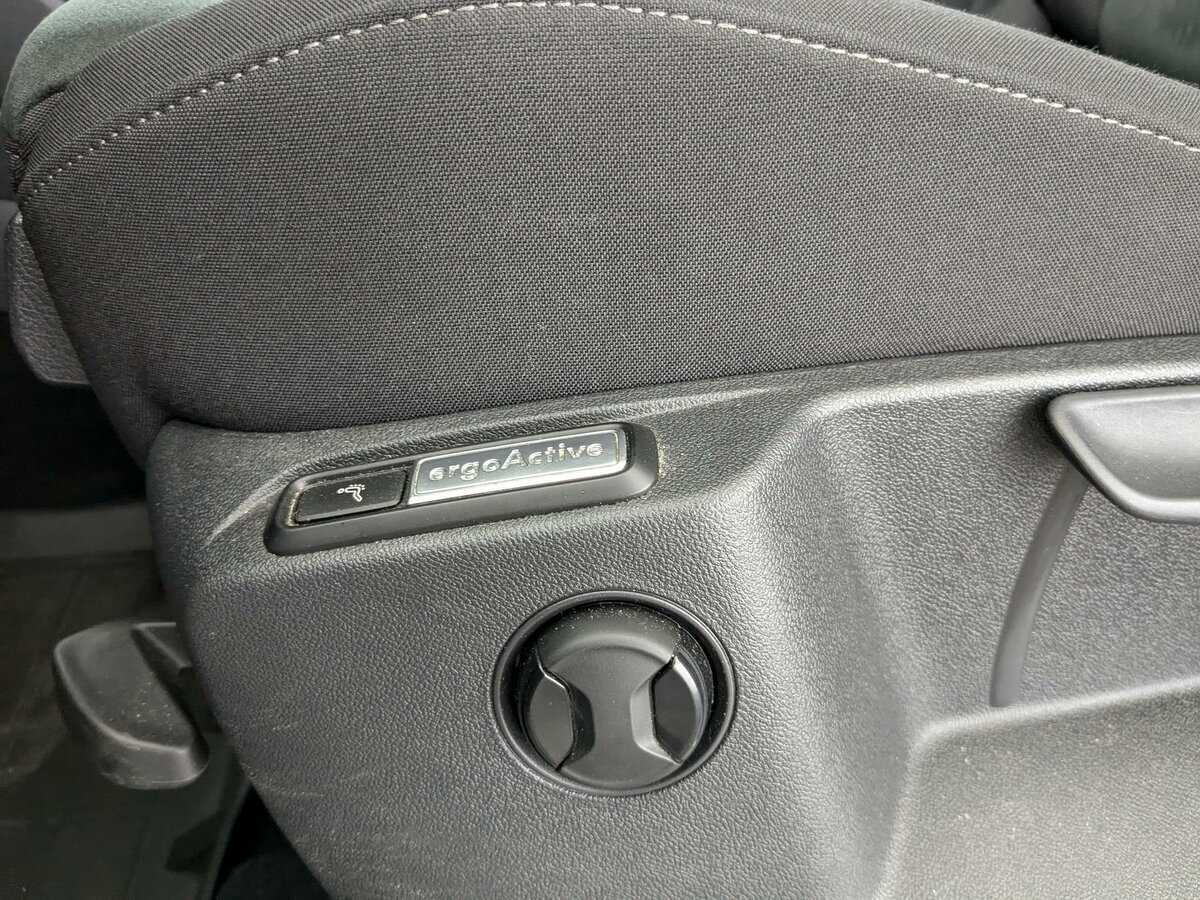 Купить Volkswagen Tiguan с пробегом. Фото: #12