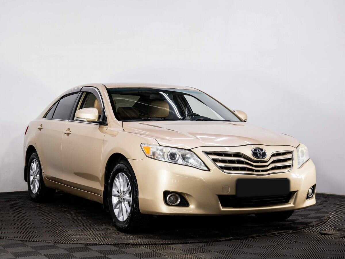 Купить Toyota Camry с пробегом. Фото: #2