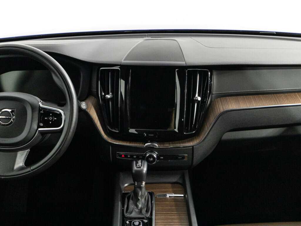 Купить Volvo XC60 с пробегом. Фото: #13