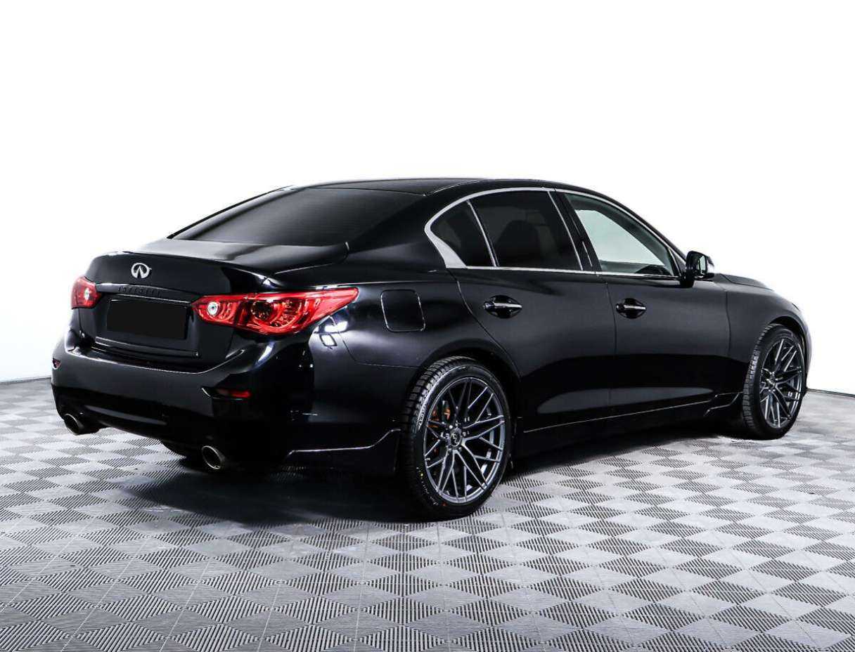 Купить Infiniti Q50 с пробегом. Фото: #4