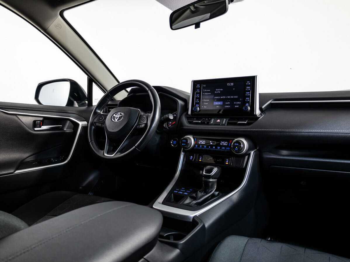 Купить Toyota RAV4 с пробегом. Фото: #7