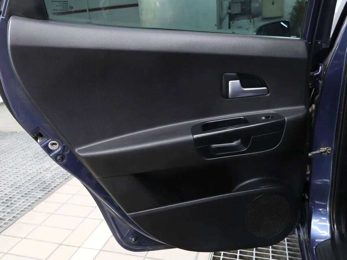 Купить Kia Ceed с пробегом. Фото: #8