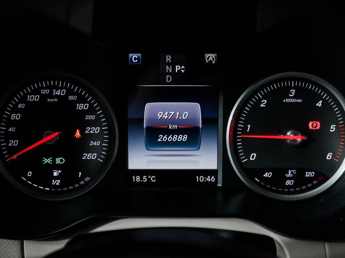 Купить Mercedes-Benz GLC с пробегом. Фото: #10