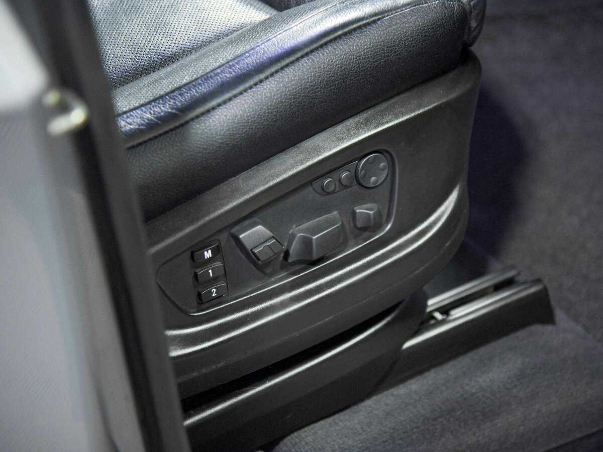 Купить BMW X5 с пробегом. Фото: #18