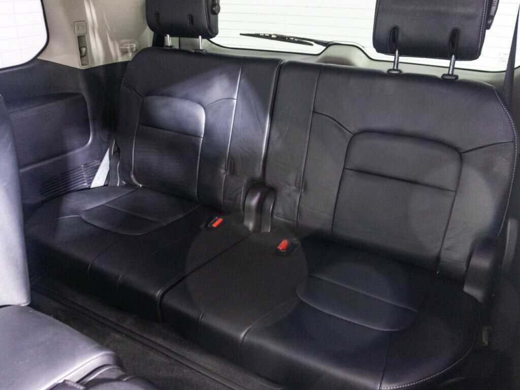 Купить Toyota Land Cruiser с пробегом. Фото: #24